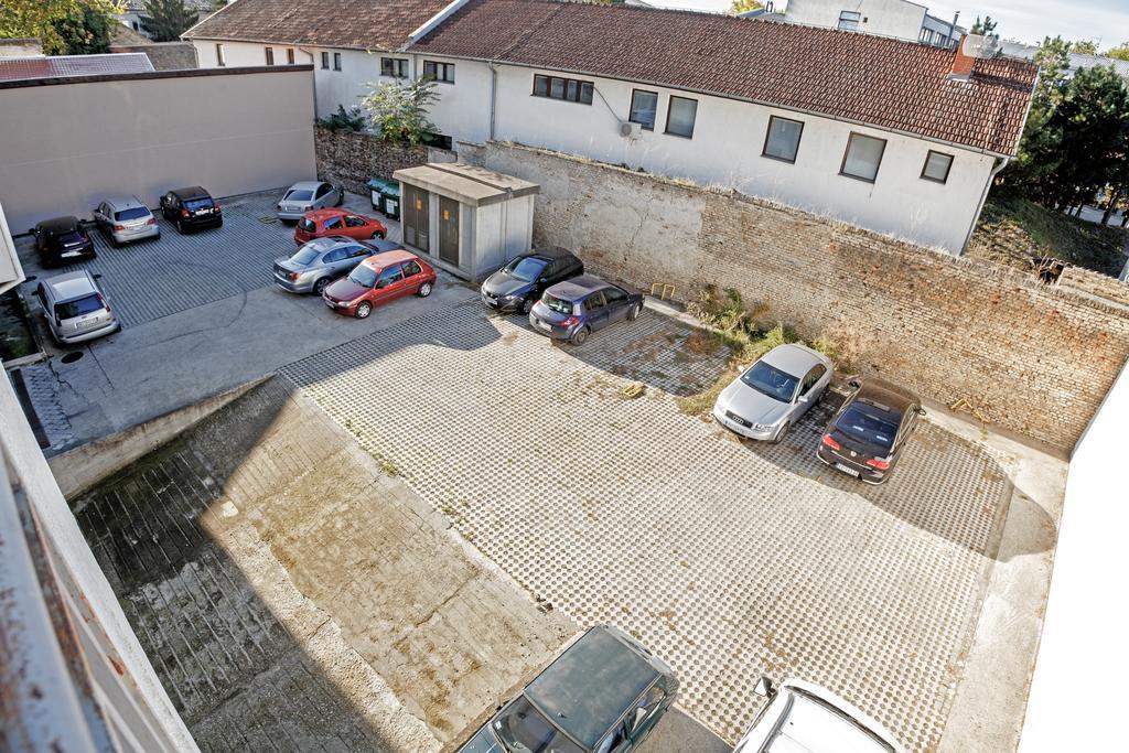 Linden Flower Apartment Σουμπότικα Εξωτερικό φωτογραφία